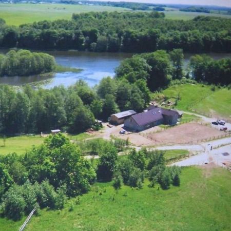 Stajnia Grazyny Mikorowo 46 Villa Czarna Dabrowka Luaran gambar