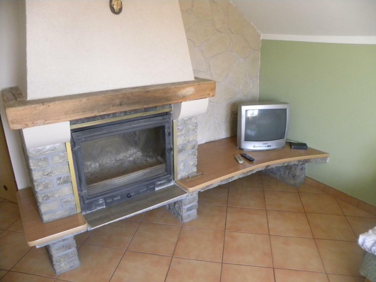 Stajnia Grazyny Mikorowo 46 Villa Czarna Dabrowka Luaran gambar